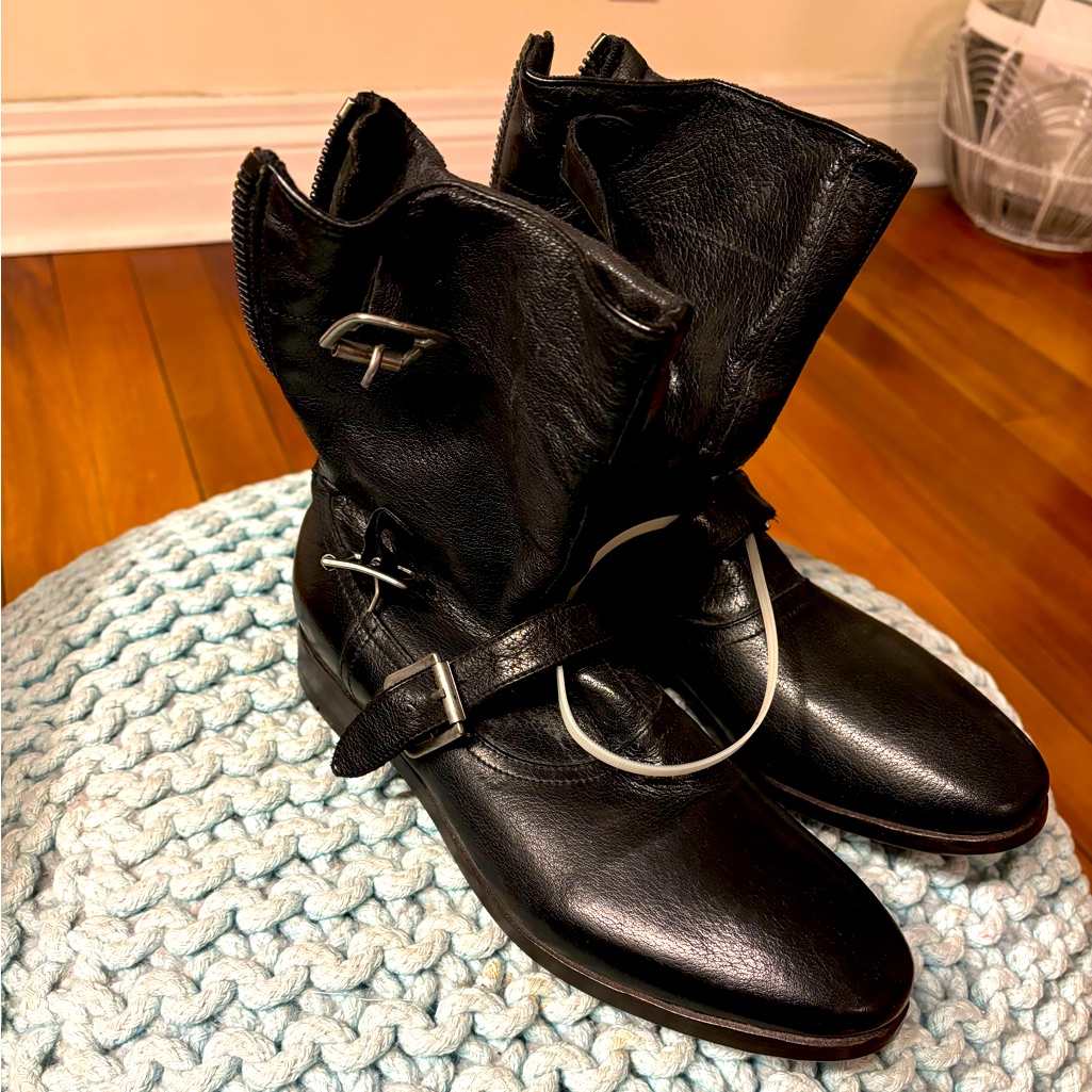 Bnwt Leather Boots- By British Fashion Designer Brand Paul Smith. Made In Italy